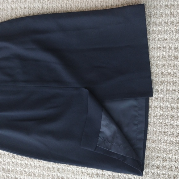 Kasper Black Blazer and Skirt Set Size 6 Petite - Picture 6 of 17